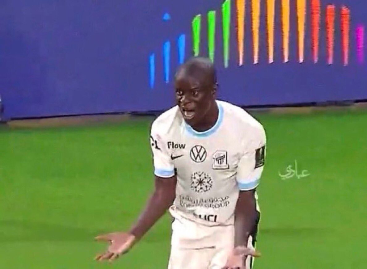Fans stunned as ever-calm N'Golo Kanté loses his cool during a game
