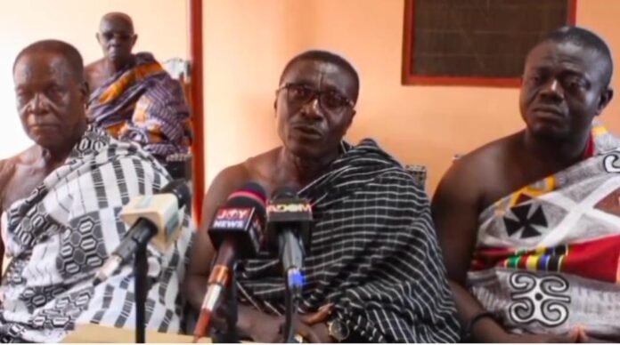 Hwidiem Chiefs apologize to President Mahama over youth attack on Anti-Galamsey Taskforce