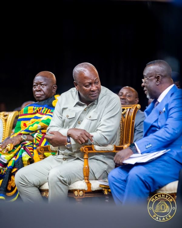 PHOTOS: President Mahama, Asantehene grace 29th GJA awards