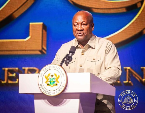 'No journalists would flee into exile for fear of their lives' - President Mahama pledges