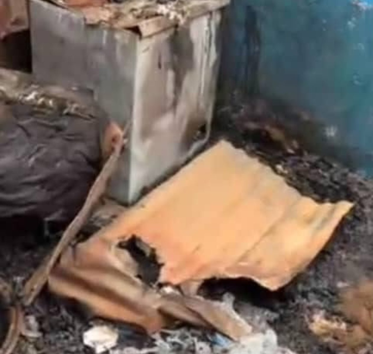 Tricycle rider reportedly sets family of 6 on fire before hanging himself