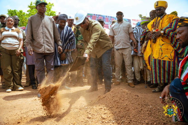 President Mahama cuts sod for 24-hour economy market in Bimbilla